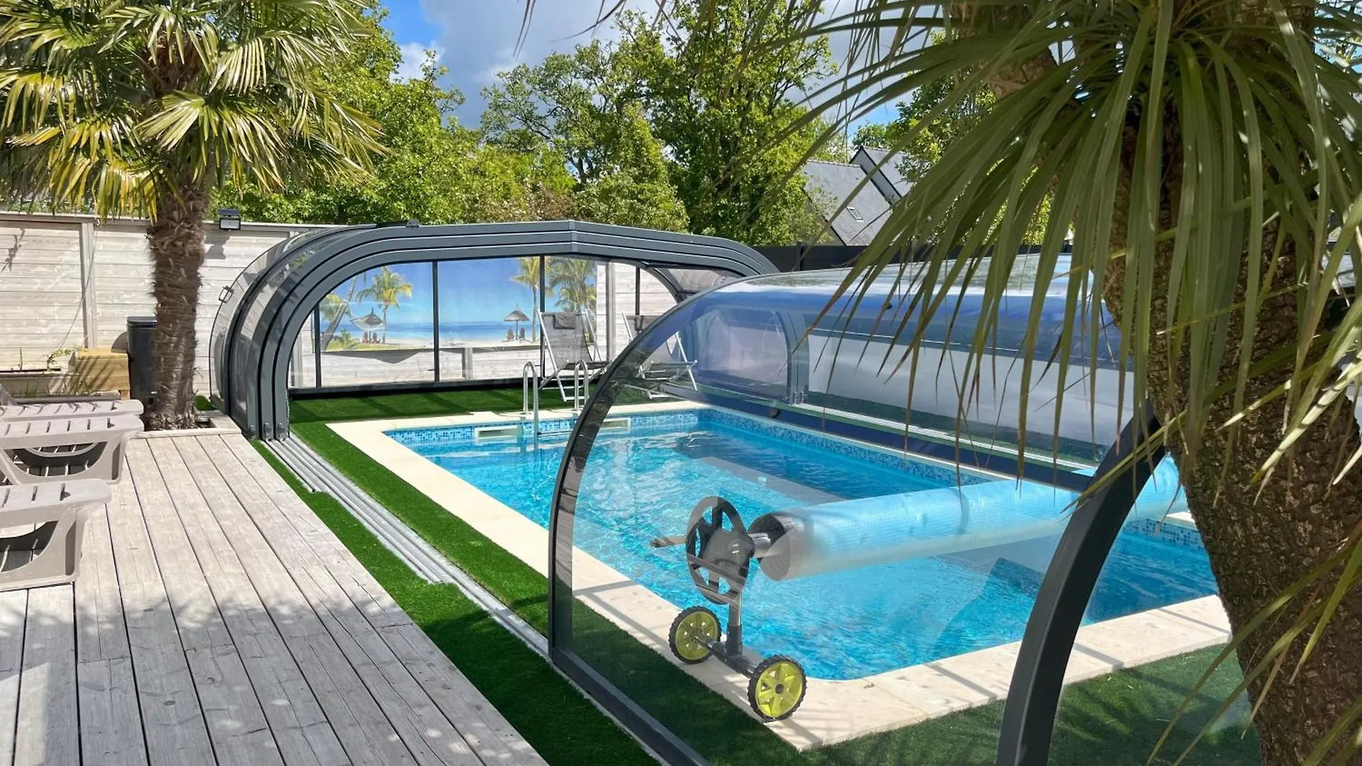 Dom wakacyjny Maison 10 Pers Avec Piscine Chauffee Et Spa Surzur Francja