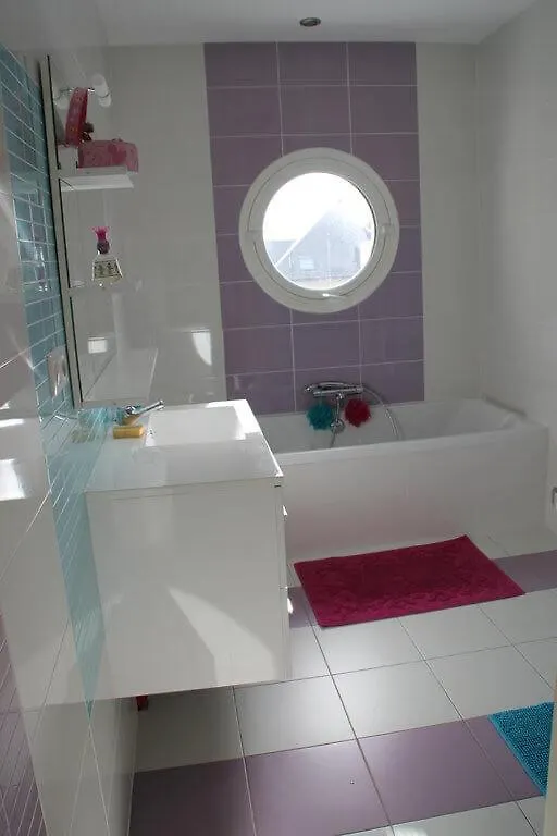Maison 10 Pers Avec Piscine Chauffee Et Spa Surzur Holiday home