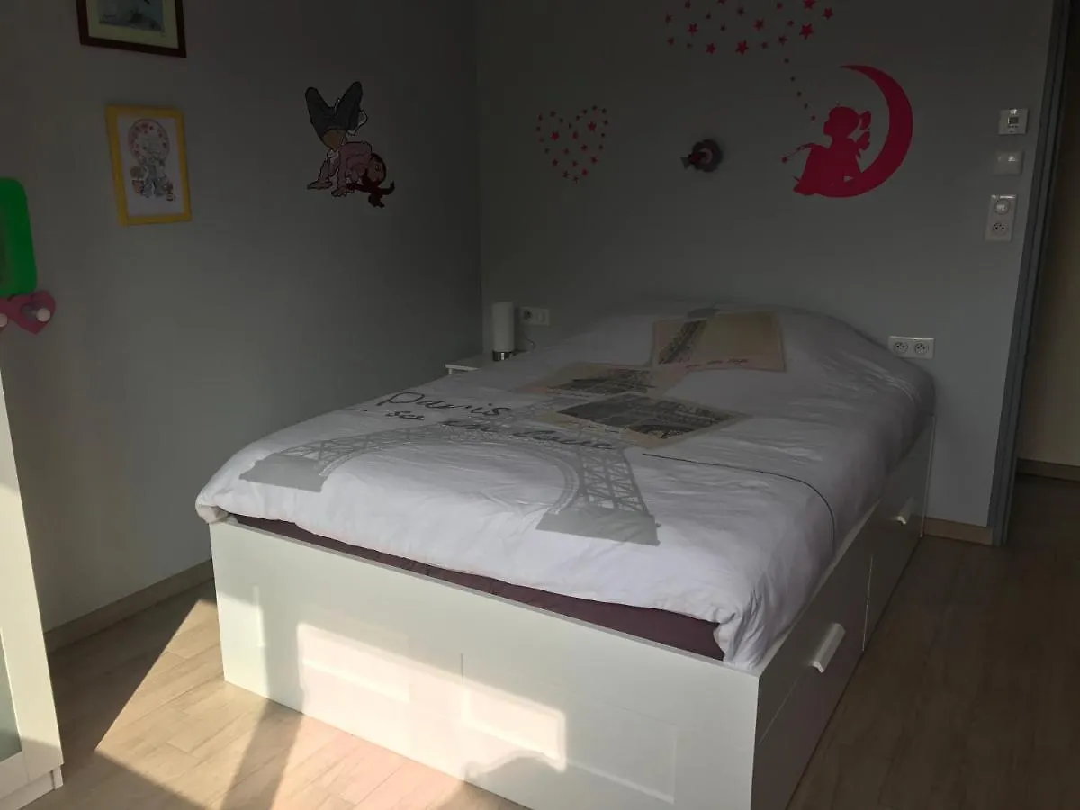 Holiday home Maison 10 Pers Avec Piscine Chauffee Et Spa Surzur