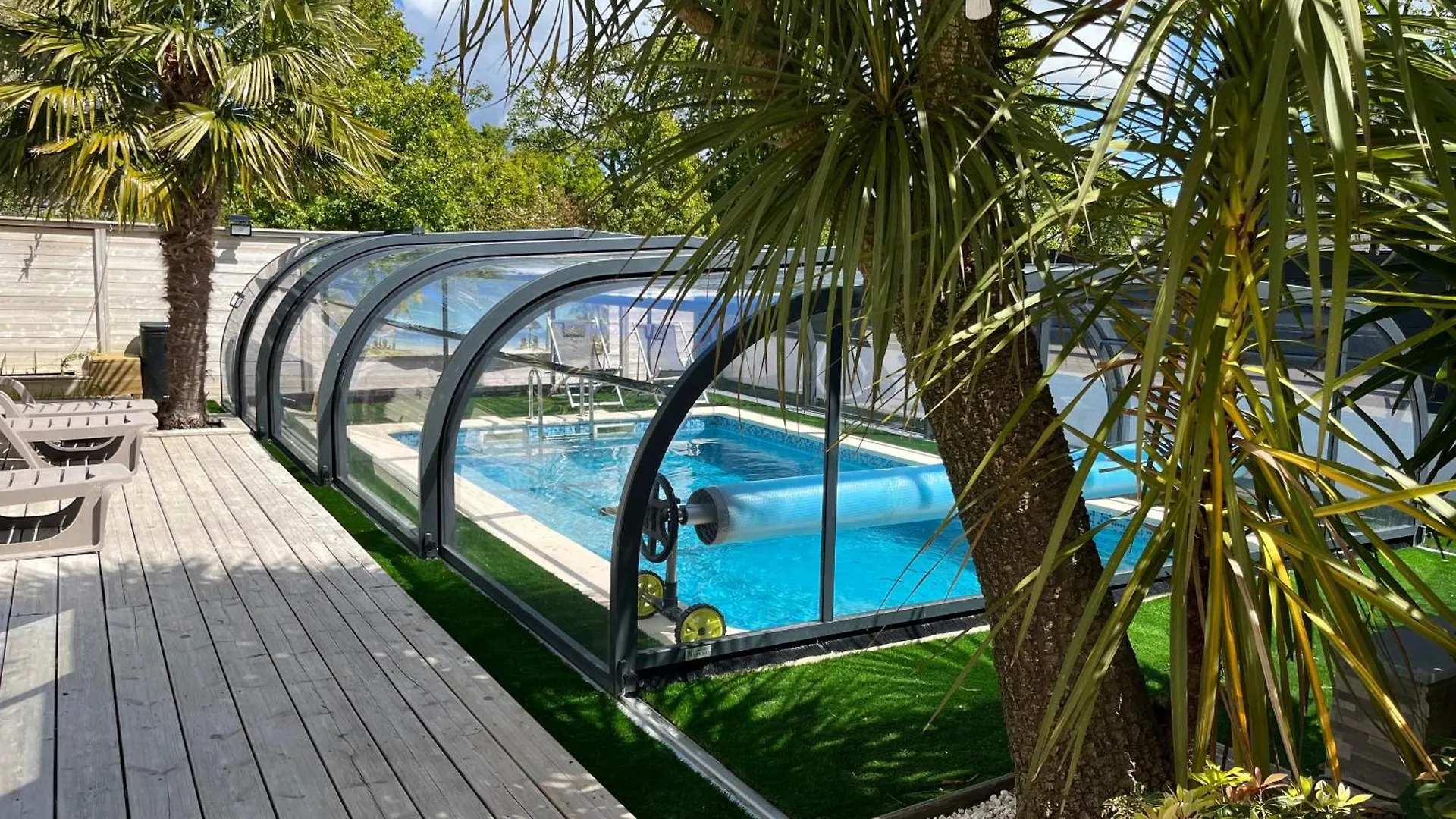 Maison 10 Pers Avec Piscine Chauffee Et Spa Surzur